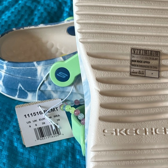 SKECHERS SHOES FOR WOMEN SIZE 9 COLOR BABY BLUE/WHITE BNWT - Picture 4 of 10